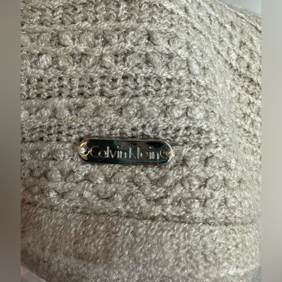 Calvin Klein infinity loop scarf NWT - Picture 4 of 6